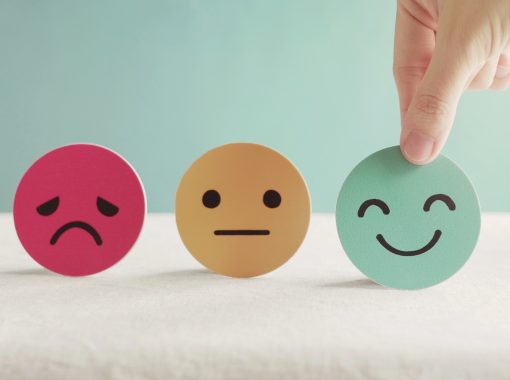 Hand,Choosing,Happy,Smile,Face,Paper,Cut,,Good,Feedback,Rating