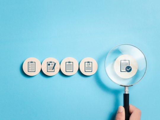 Why Expert Review Matters in Content Writing